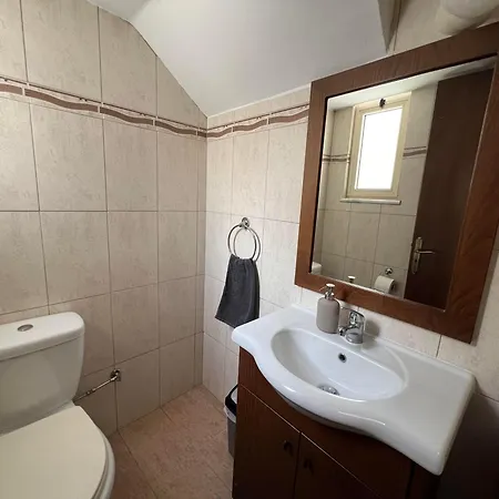 Coastal Elegance Maisonette Holiday home *